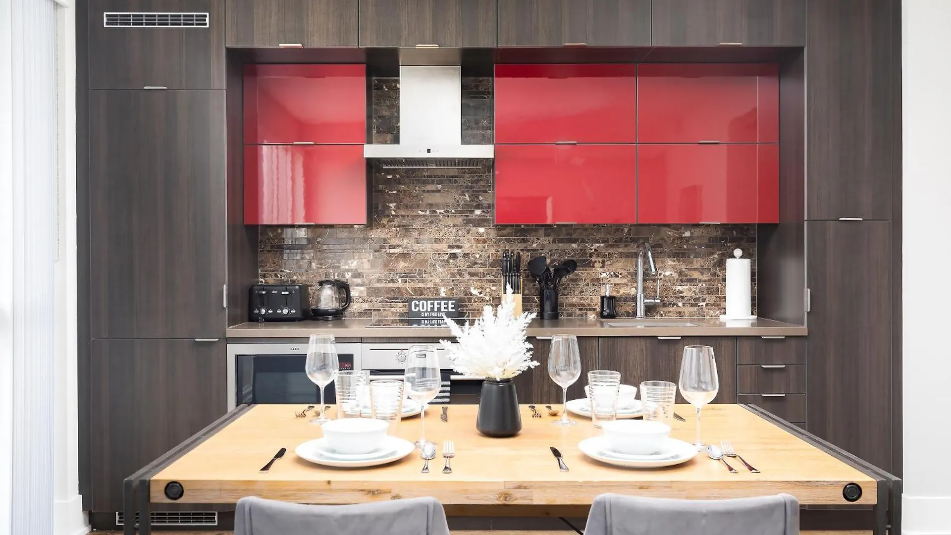 Apartment Perfect Condo Sleeps 4 Across From Cn Tower! Toronto