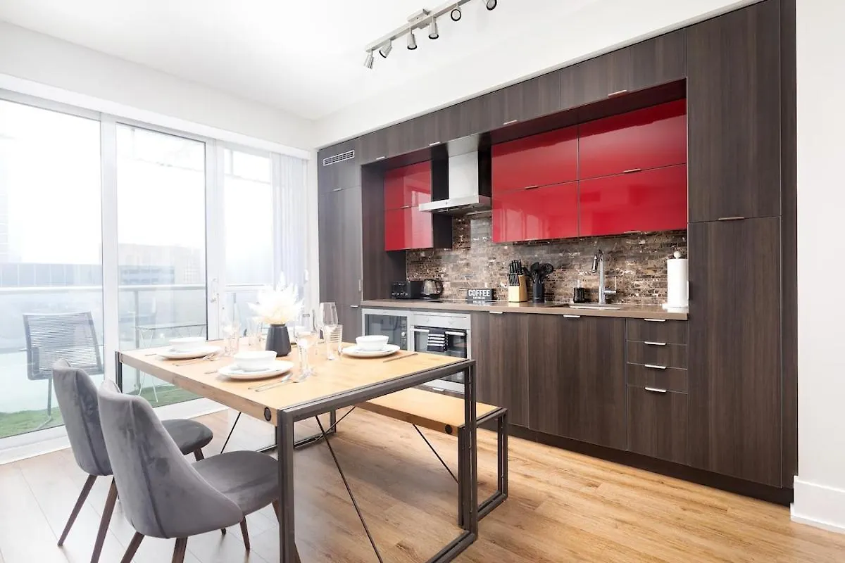 Perfect Condo Sleeps 4 Across From Cn Tower! Toronto